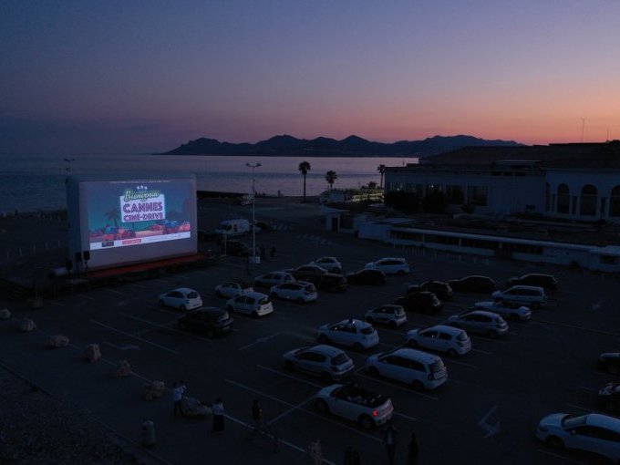Cannes Ciné-Drive s'instal