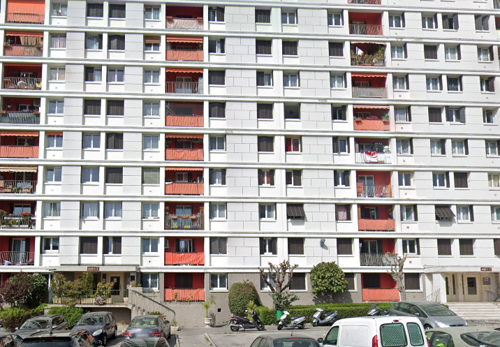 MAISON D'HABITATION à FORGUES