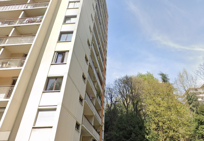 APPARTEMENT à SAINT PIERRE DE CHANDIEU