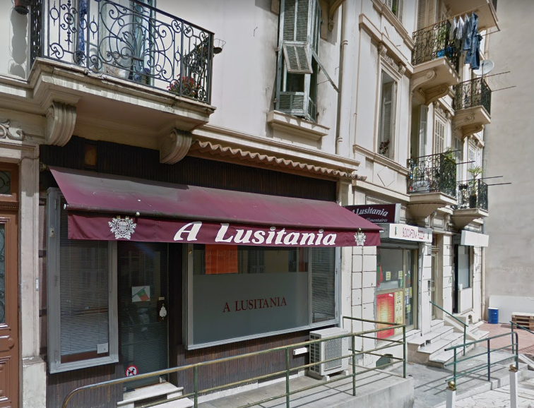MAISON D'HABITATION à GIVORS