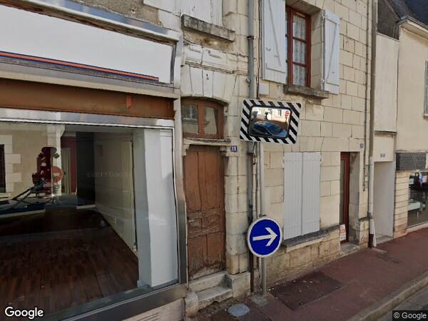 MAISON À USAGE D'HABITATION