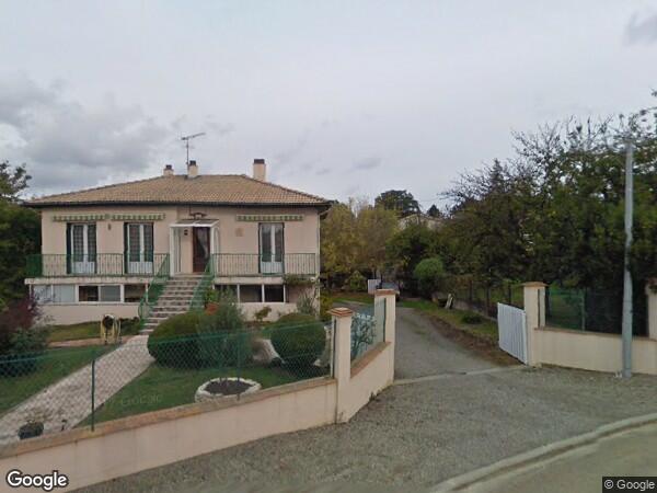 MAISON À USAGE D'HABITATION