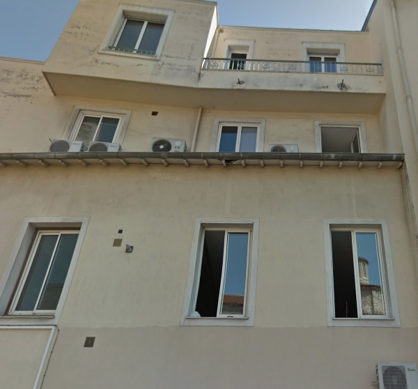 IMMEUBLE D'HABITATION à Saulty