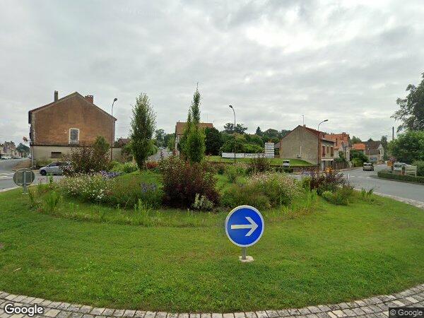 MAISONS D'HABITATION à Thiviers