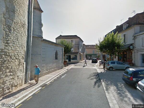 IMMEUBLE à Neuvic