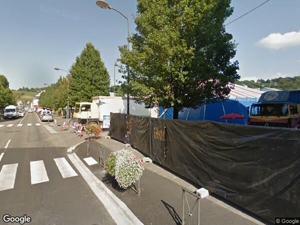 IMMEUBLE A USAGE COMMERCIAL ET HABITATION