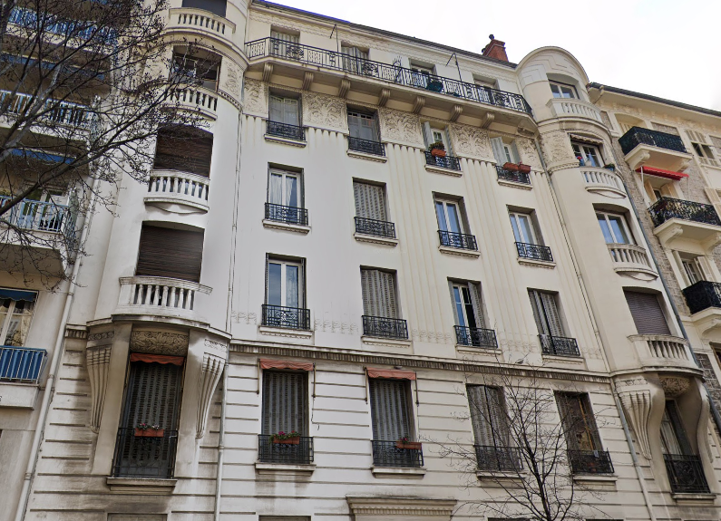 MAISON D'HABITATION à Canihuel