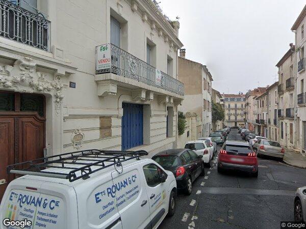 IMMEUBLE À USAGE DE COMMERCE ET D’HABITATION, AVEC LES FONDS ET TERRAIN EN DÉPENDANT
