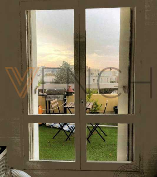 APPARTEMENT à Paris
