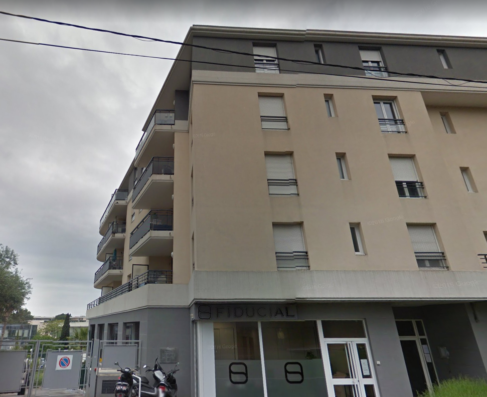 MAISON D
