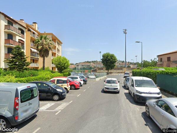APPARTEMENT ET UNE CAVE à Vallauris
