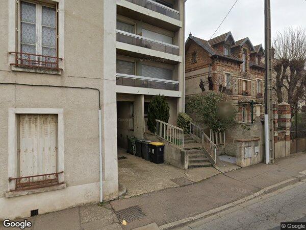 APPARTEMENT AVEC UNE CAVE à Mantes-la-Jolie