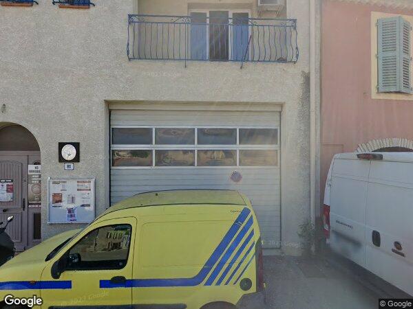 MAISON À USAGE D