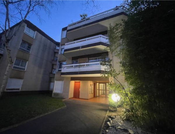 APPARTEMENT 82 M2 à Livry-Gargan