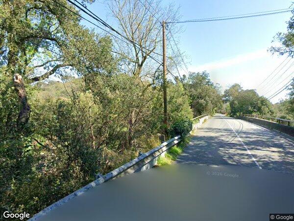 VILLA ET UNE GARAGE à Mandelieu-la-Napoule
