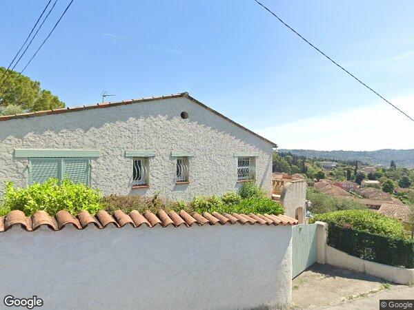 UN STUDIO à Grasse