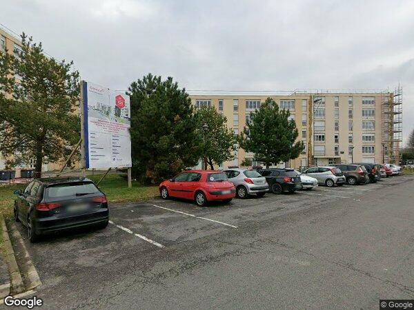 UNE MAISON D'HABITATION à Saint-Quentin