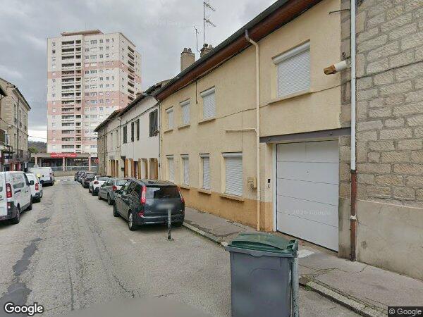 UN APPARTEMENT ET UNE CAVE à Firminy