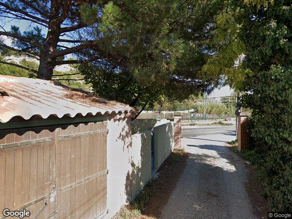 UNE MAISON D'HABITATION à Marignane