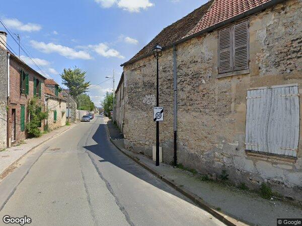 UNE MAISON ANCIENNE à Rully