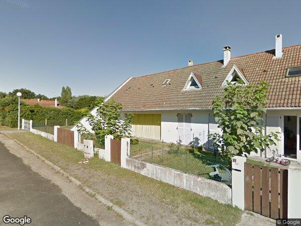 UNE MAISON À USAGE D'HABITATION à Sainte-Eulalie-en-Born