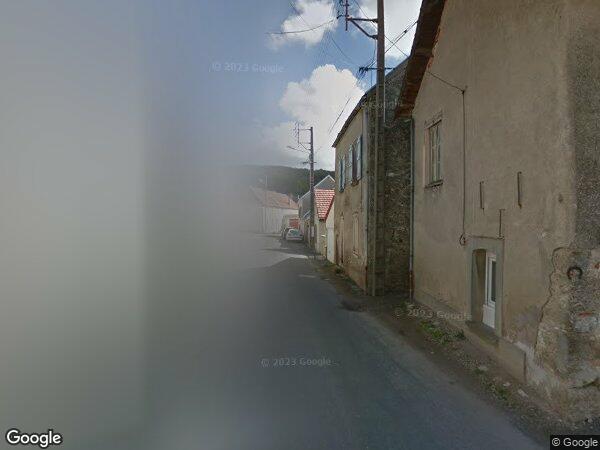 UN ENSEMBLE IMMOBILIER à Reuil