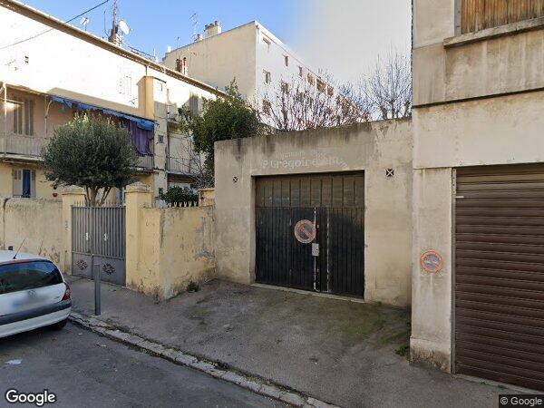 UN APPARTEMENT DE TYPE 3 à MARSEILLE