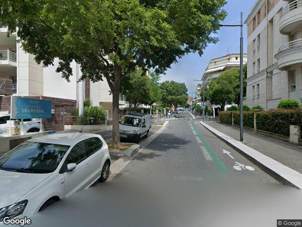 UN APPARTEMENT ET UN PARKING à Cagnes-sur-Mer