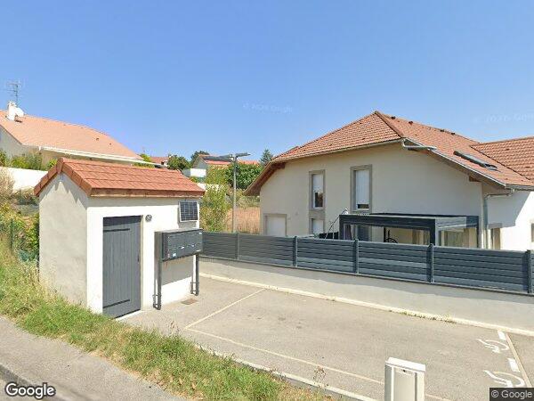 UN APPARTEMENT DUPLEX à Vétraz-Monthoux