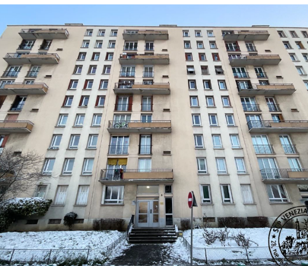 UN APPARTEMENT DE 52,73 M²  à Garges-lès-Gonesse