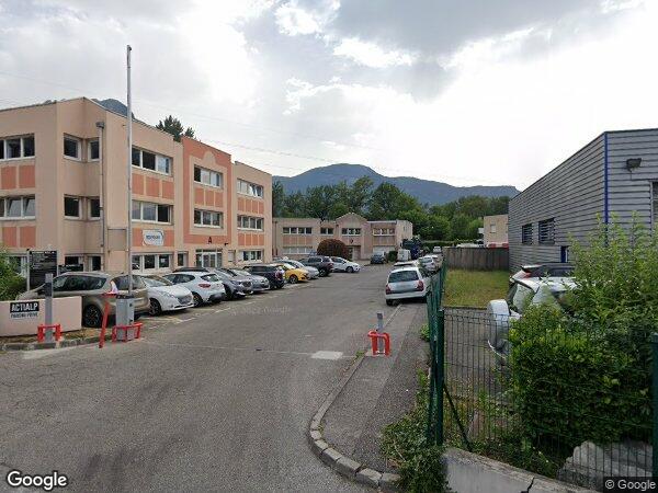 DES BUREAUX à Sassenage