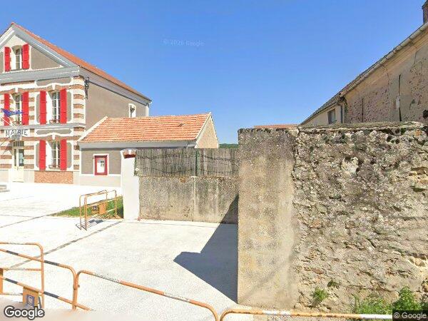 UN ENSEMBLE IMMOBILIER à Brécy