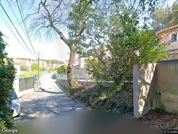 UN APPARTEMENT ET UN PARKING à Le Cannet