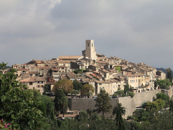 SAINT PAUL DE VENCE : 110 600 € pour des travaux d'amélioration esthétique du réseau électrique