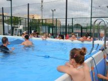 Avec « Les petits dauphins », des cours gratuits de natation au Lavandou