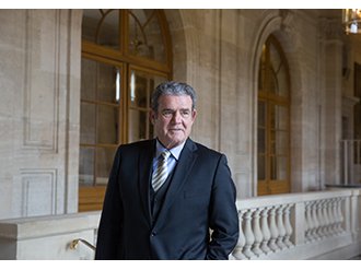 L'amendement de revalorisation des pensions des veuves des grands invalides de Guerre déposé par Henri LEROY, vient d'être adopté par le Sénat 