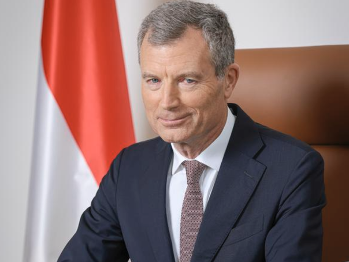 Christophe Mirmand a (…)