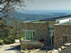 Cabris : Appel à candidatures pour l'exploitation du restaurant du Club house du tennis municipal