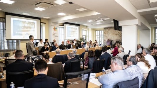 Jérôme Viaud reconduit à la présidence du Pays de Grasse, un bureau renouvelé dans la continuité