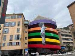 Grasse : La ville qui ose un musée à ciel ouvert 
