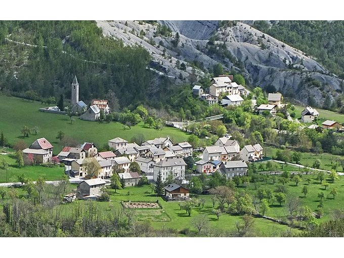 ENTRAUNES : 43 500 € (…)