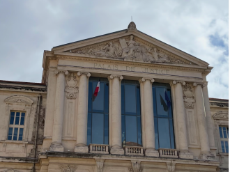 Beausoleil : un homme se suicide avec une arme à feu après un refus d'obtempérer