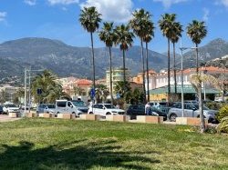 Création de 151 emplois permanents par la commune de Menton : le juge des référés suspend l'exécution de la délibération