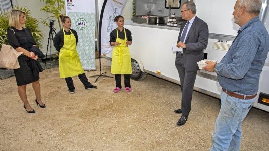 A Toulon, la conserverie mobile de l'Économe, lauréate France Relance