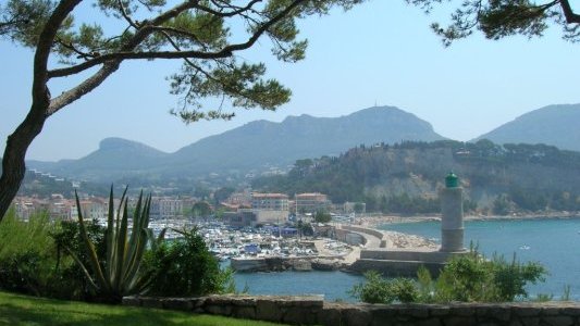 À Cassis, Camargo, le phare culturel du littoral