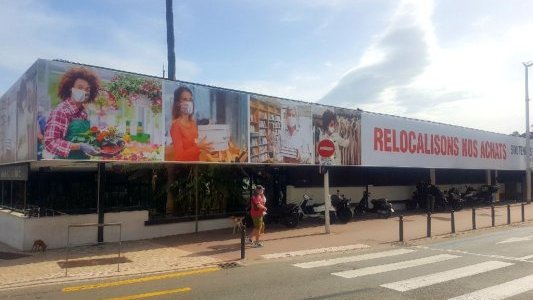 Campagne format XXL de la Mairie de Cannes pour soutenir les commerces cannois