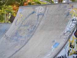 Roquefort les Pins : avis de marché pour le réaménagement d'un skate park