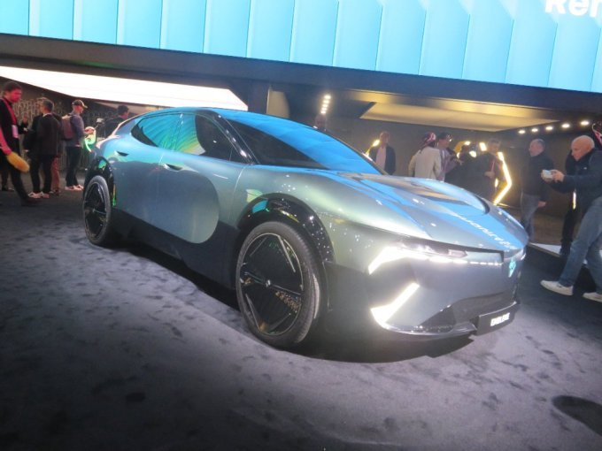 Mondial de l'auto : (…)