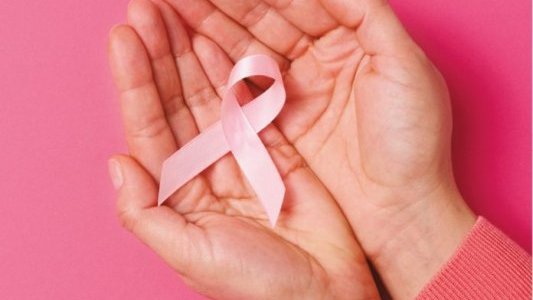  À Six-Fours-les-Plages, on s'engage tous pour Octobre Rose !