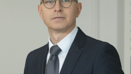 Maître Bertrand Dubujadoux élu président du Conseil national des greffiers des tribunaux de commerce